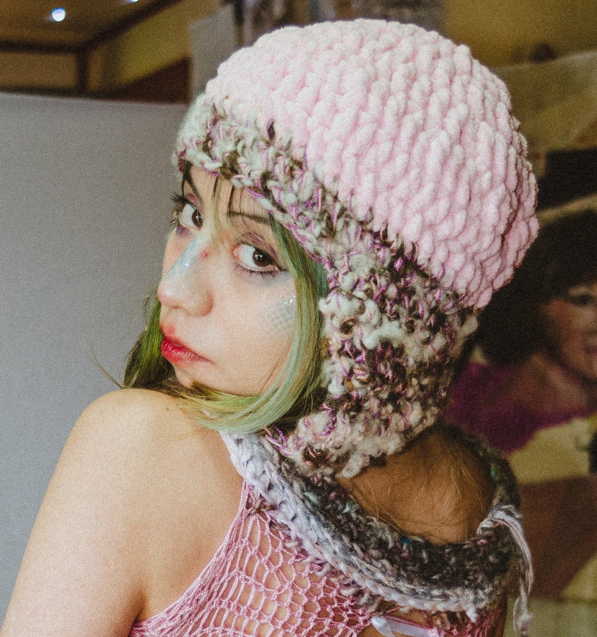 look 7 • jardín marino • gorro marea rosa